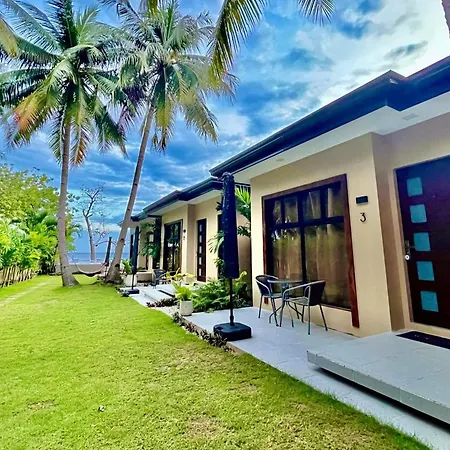 Southseas Beach Resort And Dive Center