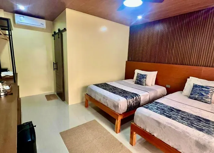 Southseas And Dive Center Resort 3*