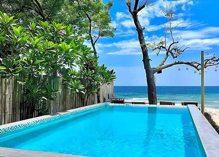 Resort Southseas And Dive Center Santander