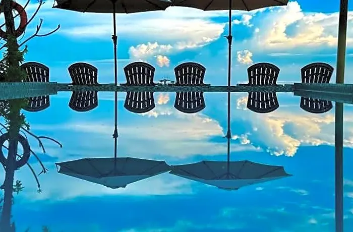 Resort Southseas And Dive Center